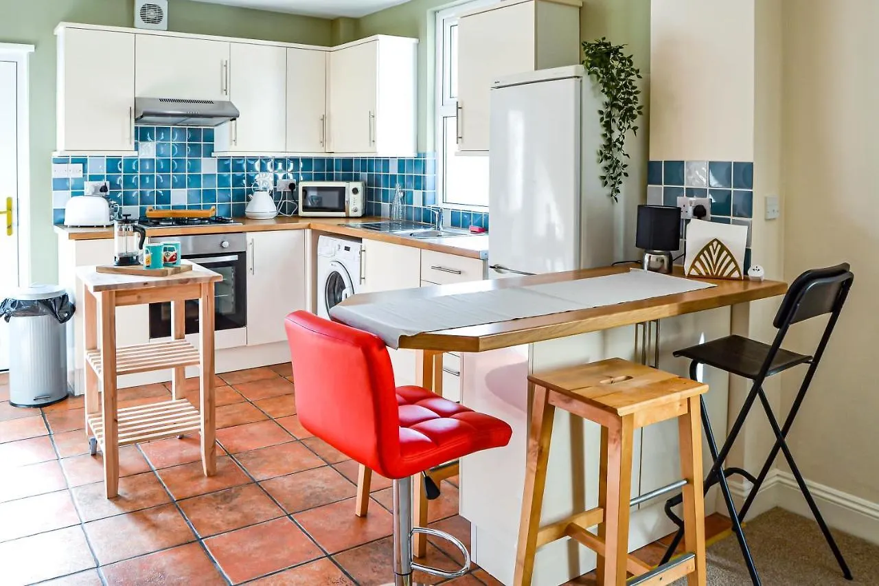 The Ella Fitzgerald - Modern 2 Bedroom Apartment, Super Close To City Centre Cardiff Appartement